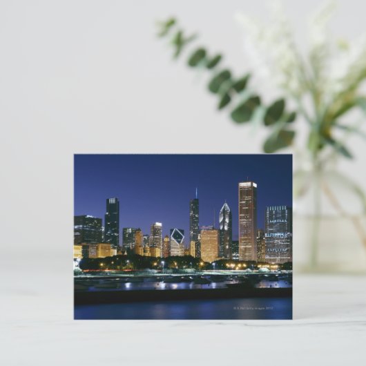 Nachts Skyline von Downtown Chicago Postkarte (Stehend Vorderseite)