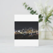 Nachts Skyline von Pittsburgh aus Mount Washington Postkarte (Stehend Vorderseite)