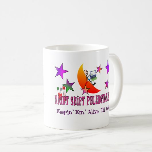 Nachtschicht Phlebotomist T - Shirts und Geschenke Kaffeetasse (VorderseiteRechts)