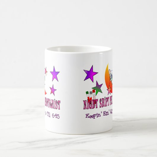 Nachtschicht Phlebotomist T - Shirts und Geschenke Kaffeetasse (Mittel)