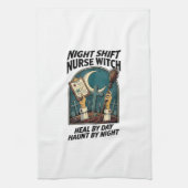 Nachtschwester-Hexen-Retro-Halloween-T-Shirt Geschirrtuch (Vertikal)