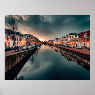 Nachtszene in Leeuwarden Poster