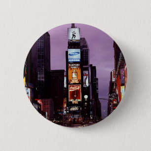 Nachtverkehr auf dem New York Times Square Button