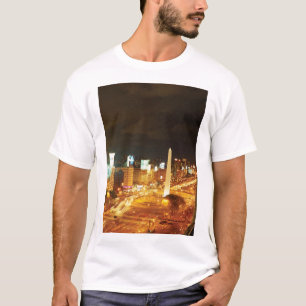 Nachtverkehr und -monument T-Shirt