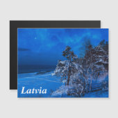 Nachtwinterszene mit schneebedeckten Kiefern Magnetkarte (Vorne/Hinten)