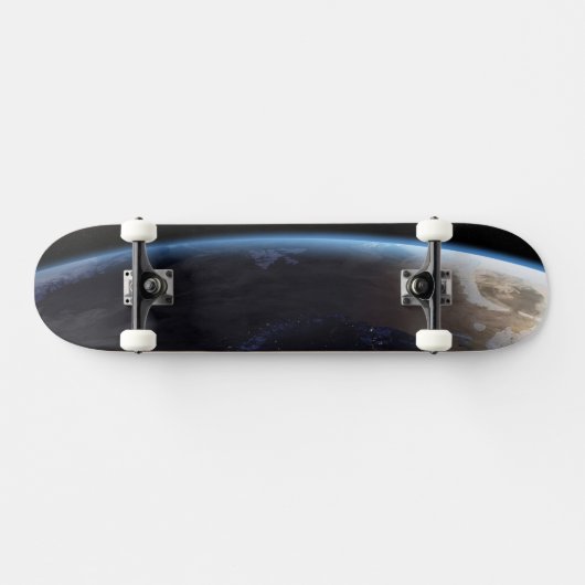 Nachtzeit in Nordeuropa Skateboard (Horizontal)