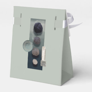 Nadelarbeit_1_Herzstich Geschenkschachtel