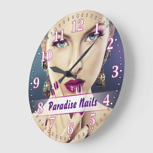 Nagel-Salon Personalizable Wanduhr (Winkel)