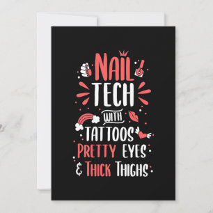 Nageldesignerin mit Tattoos Einladung