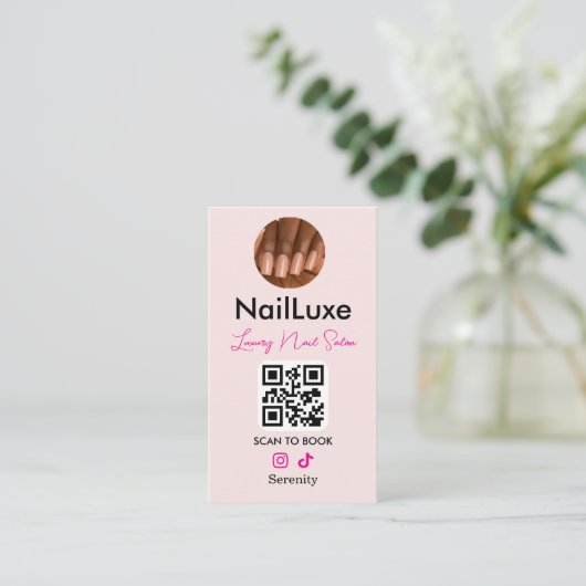 Nageltechniker Pink Instagram QR Foto Visitenkarte (Stehend Vorderseite)