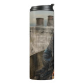 Nagini auf dem Dach-Foto Thermosbecher (Nach links gedreht)