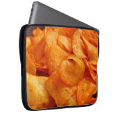 Nah aus saftig, knusprig, Pommes frites auf schwar Laptopschutzhülle (Vorne Rechts)