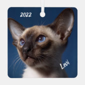 Nah einer Siamkatze mit blauen Augen Ornament Aus Metall (Rückseite)