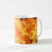 Nah-Orange- und Gelbtulpen Kaffeetasse (VorderseiteRechts)