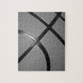 Nah-up-Basketball in Schwarz und Weiß Puzzle (Vertikal)