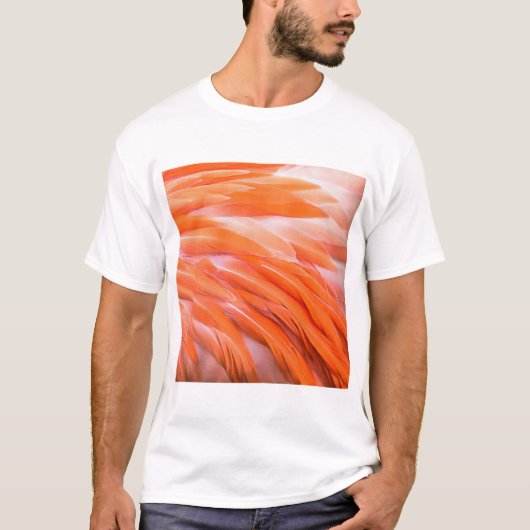 Nah Up Coral und rosa Flamingo Feathers T-Shirt (Vorderseite)