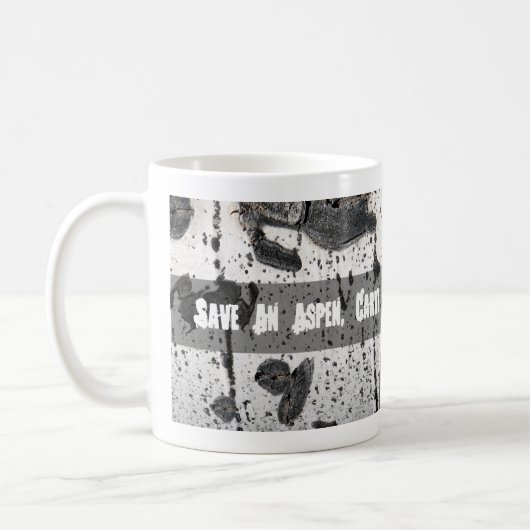 Nah-Up-Fotografie von White Barke Quaking Aspen Tr Kaffeetasse (Links)
