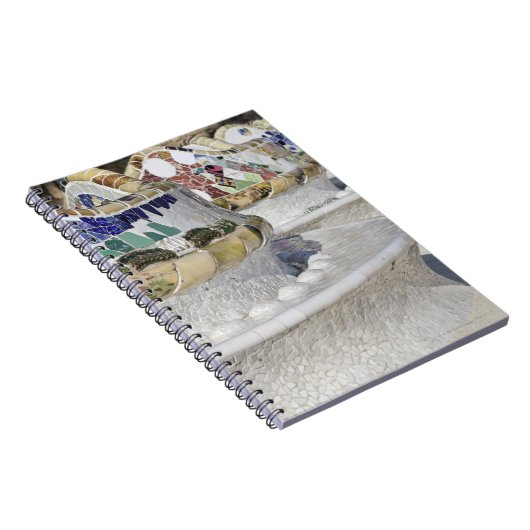 Nah-up of Mosaics on Gaudi Gebäude, Parc Notizblock (Rechte Seite)