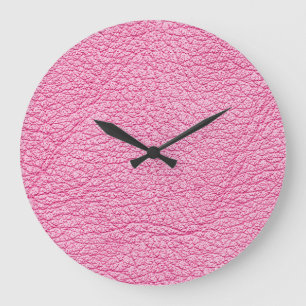 Nah-up rosa Leder, texturierter Hintergrund. Große Wanduhr