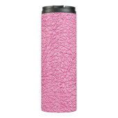 Nah-up rosa Leder, texturierter Hintergrund. Thermosbecher (Rückseite)
