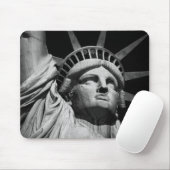 Nah-up-Schwarz-weiße Freiheitsstatue New York Mousepad (Mit Mouse)