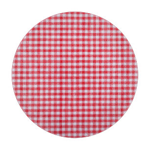 Nah-Up-Tablett mit roter Schachtel. Schneidebrett
