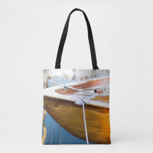 Nahaufnahme auf gebundenem oben Boot Tasche