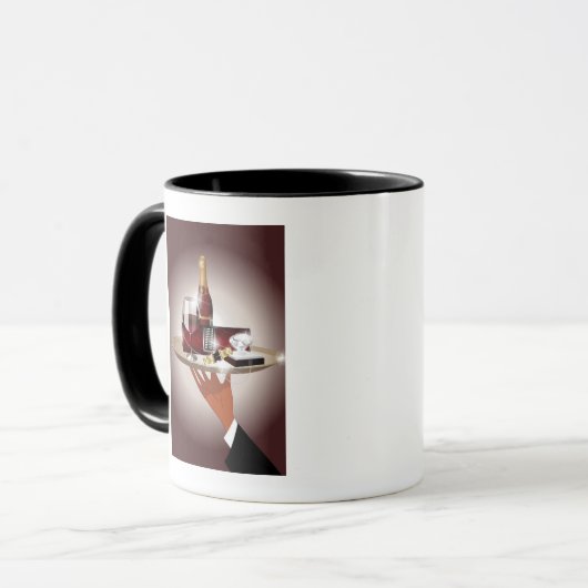 Nahaufnahme der Hand eines Kellners, die einen Tasse (Vorderseite Links)
