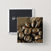 Nahaufnahme der Kaffeebohnen Button (Vorne & Hinten)
