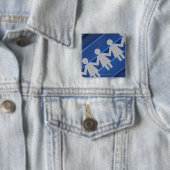 Nahaufnahme der Papierkettenpuppen Button (Beispiel)