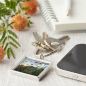 Nahaufnahme des Schmetterlinges auf Blume Schlüsselanhänger (Seite)