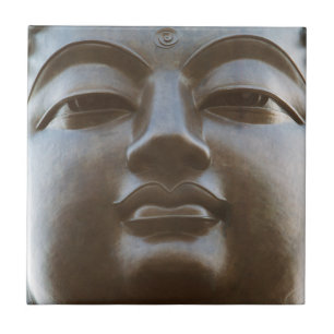 Nahaufnahme einer Buddha-Statue Fliese