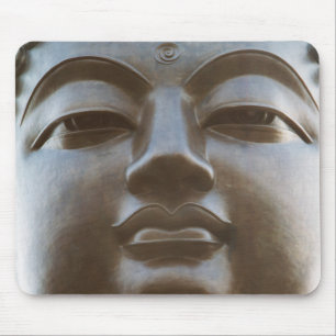 Nahaufnahme einer Buddha-Statue Mousepad