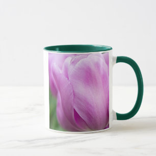Nahaufnahme einer Tulpe Tasse