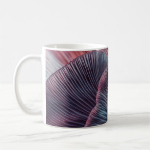 Nahaufnahme schöne Gruppe Pilze Farbe hell in Kaffeetasse