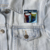 Nahaufnahme von vier Farbendosen Button (Beispiel)