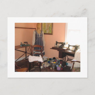 Nähbedarf aus alten Zeiten Postkarte