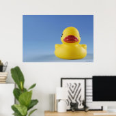 Nahe Aufnahme einer Gummiente Poster (Heimbüro)