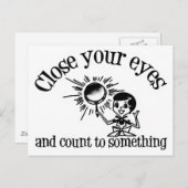 Nahe Augen und Zählen auf etwas Postkarte (Vorne/Hinten)