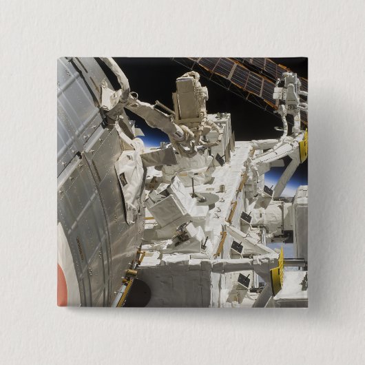 Nahe Darstellung der Komponenten Button (Vorderseite)