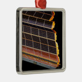 Nahe Darstellung der Solaranlagen Silbernes Ornament (Rechts)