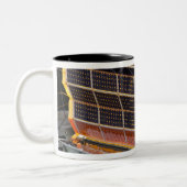 Nahe Darstellung der Solaranlagen Zweifarbige Tasse (Links)