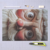 Nahe Darstellung des überraschenden Ausdrucks des  Seidenpapier (Handwerk)