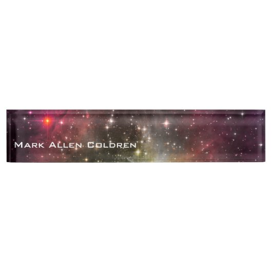 Nahe einem roten Stern Namensplakette (Vorderseite)