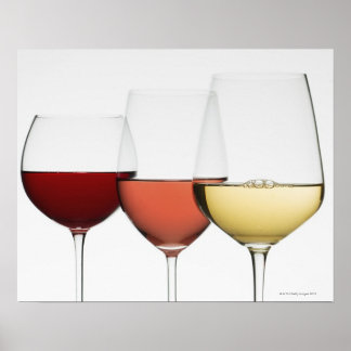 Nahe Gläser verschiedener Weine Poster
