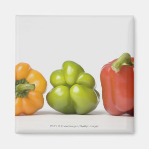 Nahe Glockenbildung in einer Reihe Magnet