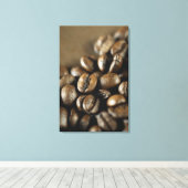 Nahe Kaffeebohnen Leinwanddruck (Insitu (Holzboden))