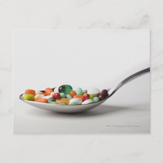 Nahe Pillen in einem Löffel Postkarte (Vorderseite)