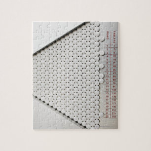 Nahe Pillenauffüllung in Sortierwanne Puzzle