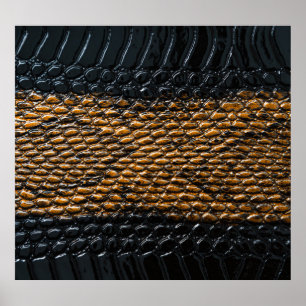 Nahe schwarze Schlangenhautextur Poster